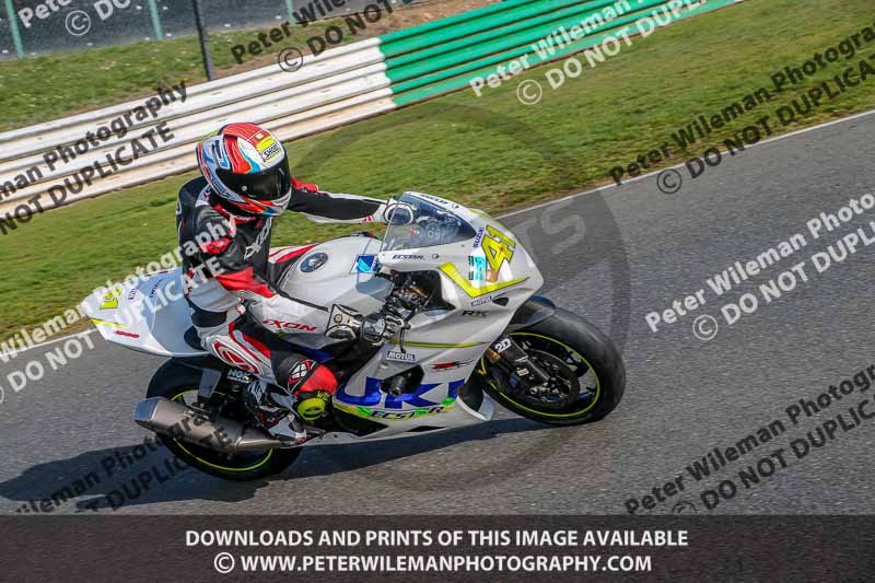 PJM Wedding Photography;enduro digital images;event digital images;eventdigitalimages;mallory park;mallory park photographs;mallory park trackday;mallory park trackday photographs;no limits trackdays;peter wileman photography;racing digital images;trackday digital images;trackday photos